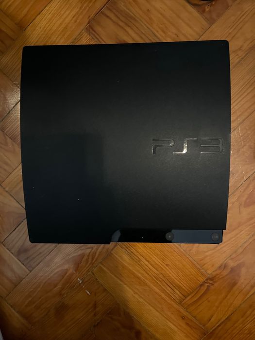 PS3 + 2 Comandos + 6 Comandos de movimento + Estação de carregamento