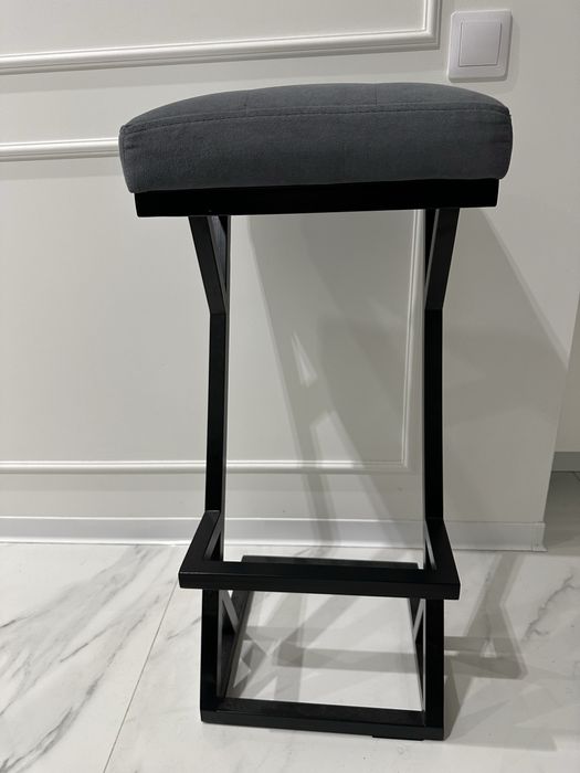 Стильний барний стілець loft / modern — метал + м’яке сидіння