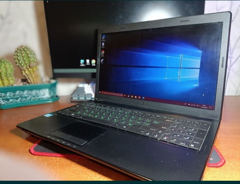 Ноутбук Asus X54C
