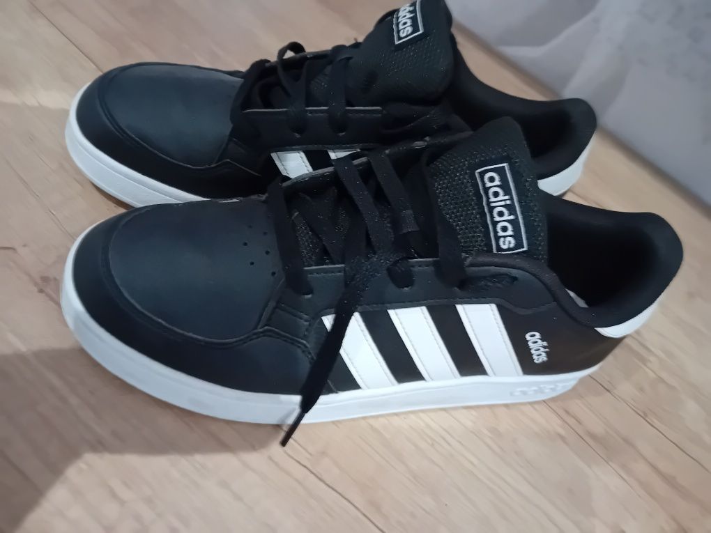 Buty Adidas rozmiar 5.5