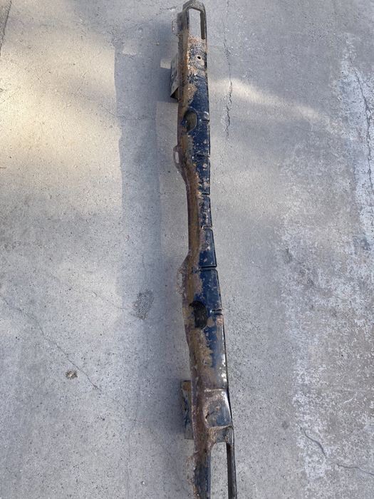 Усілітель заднього бампера Renault Trafic