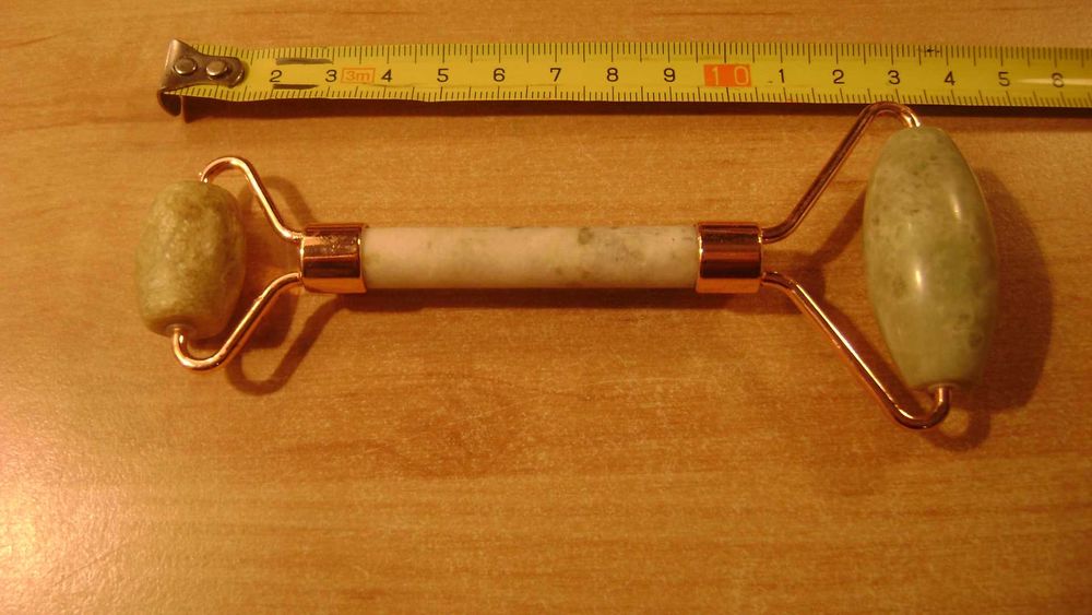 Starocie z PRL - Stare narzędzia = Masażer do twarzy jadeitowy