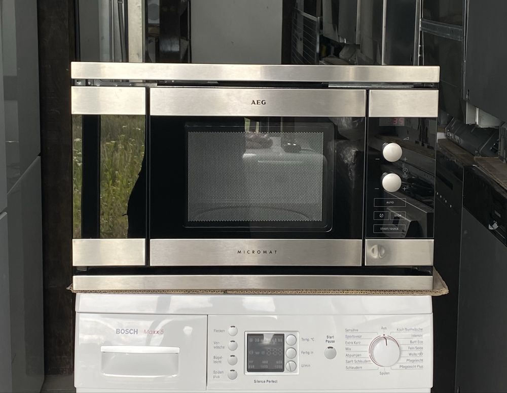Micromat 1760E — німецька мікрохвильова піч AEG‑Electrolux