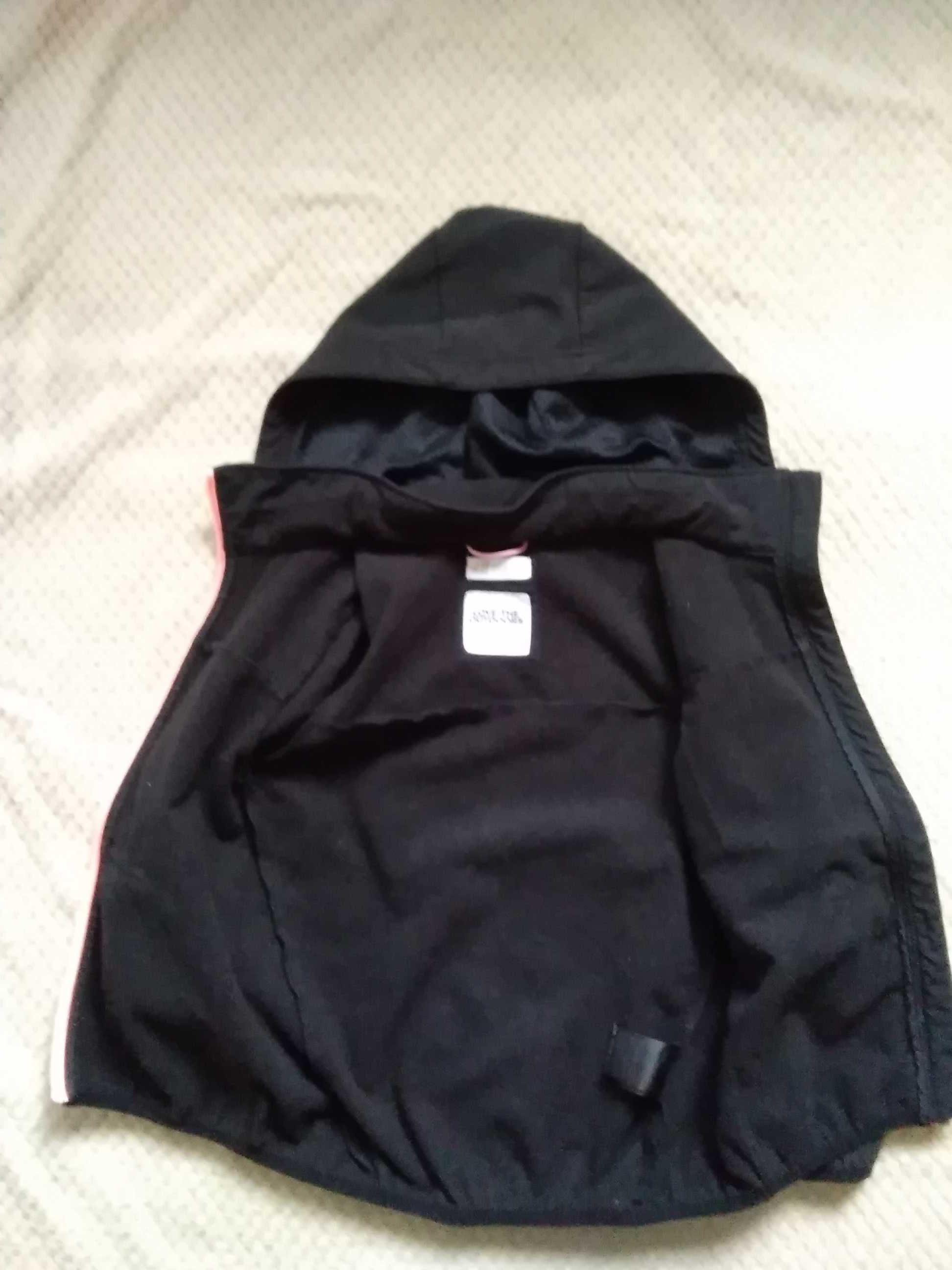 Kurteczka H&M na 9 lat, bluza softshell z odpinanym kapturem,