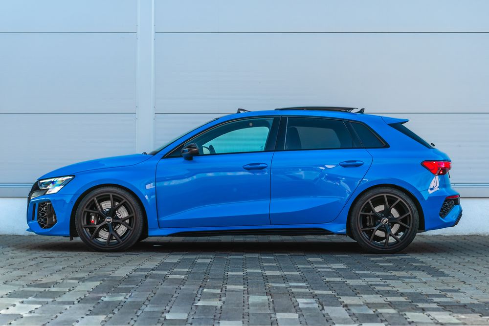 Wynajem AUDI RS3 3.8sek 0-100 Wypożyczalnia aut sportowych i premium