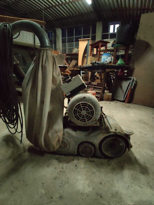 Maquina de Afagar KUNZLE & TASIN