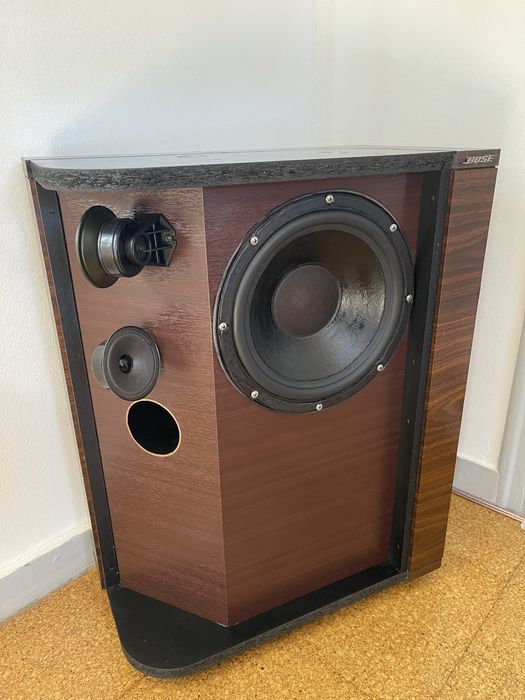 Excelentes Colunas Bose 505