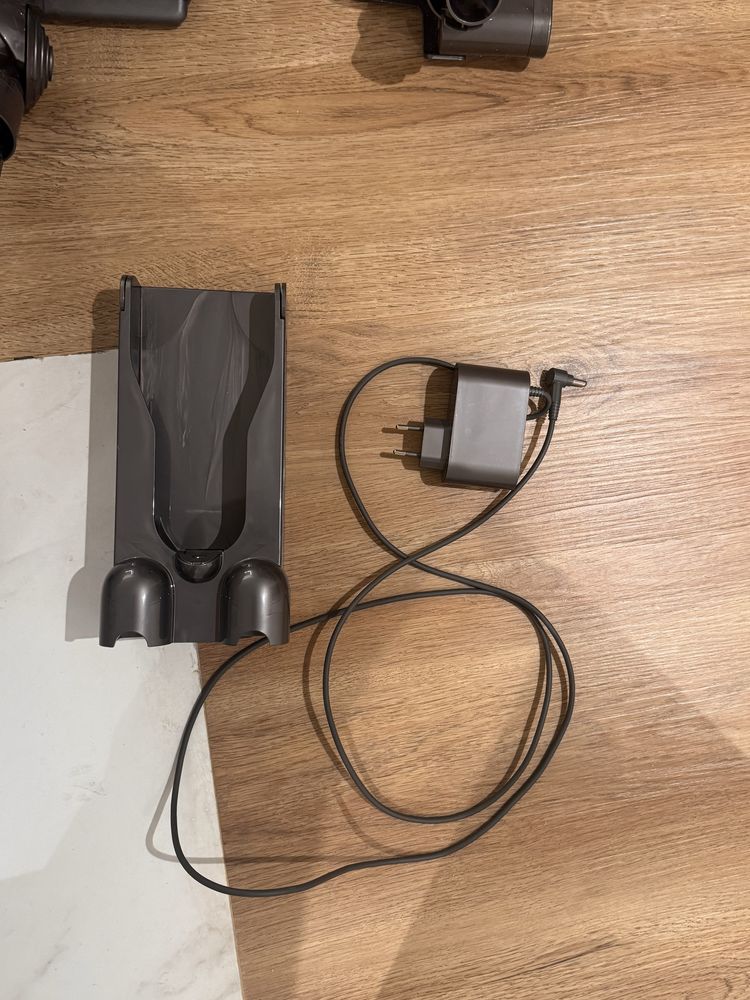Dyson v15 delect absolute