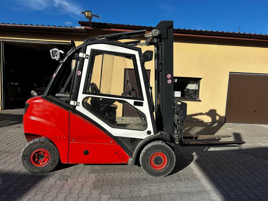 Linde H30 przesuw boczny i pozycjoner wideł wolny skok 4 sekcje