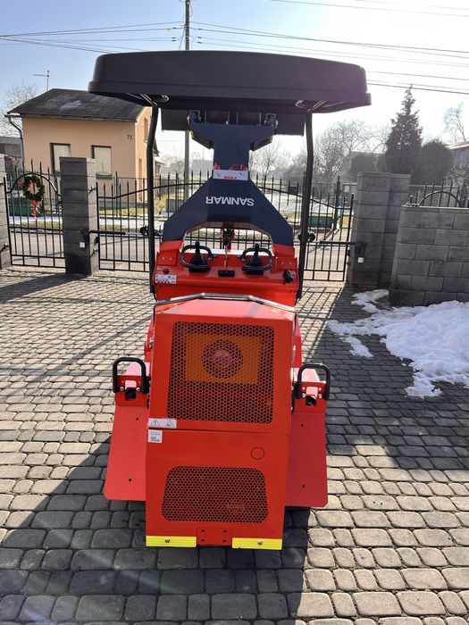 Miniładowarka SANMAR SM-Z480