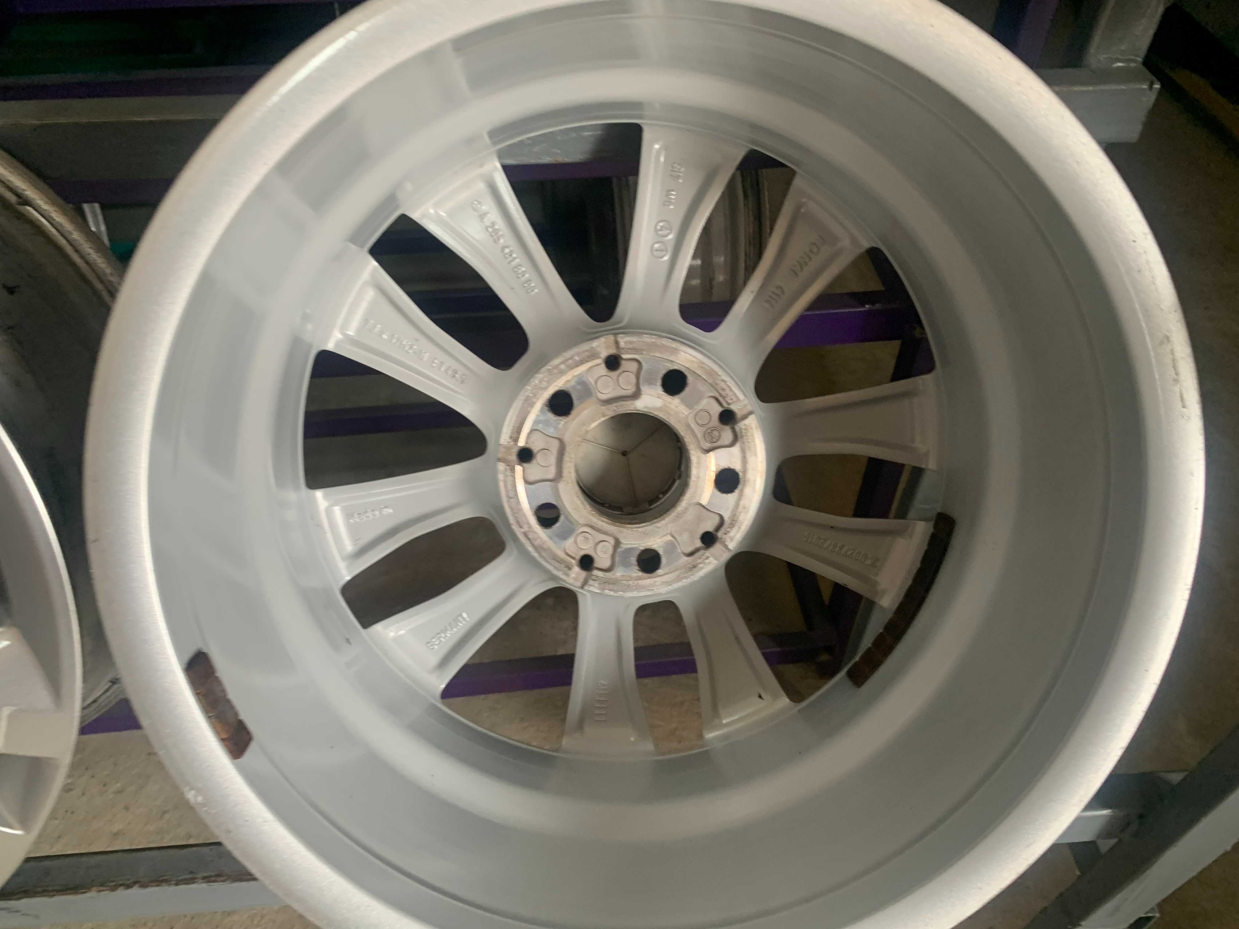 Оригінальні диски Mersedes C-Class  5/112 R17 7J ET48,5.