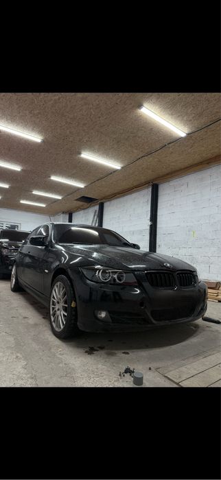 Продається бампер е90(91-92) рестова