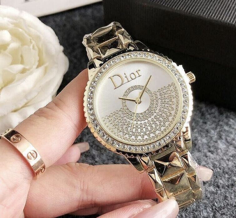 Zloty zegarek damski Dior