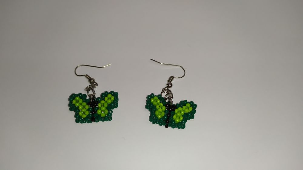 Серьги бабочки из бисера