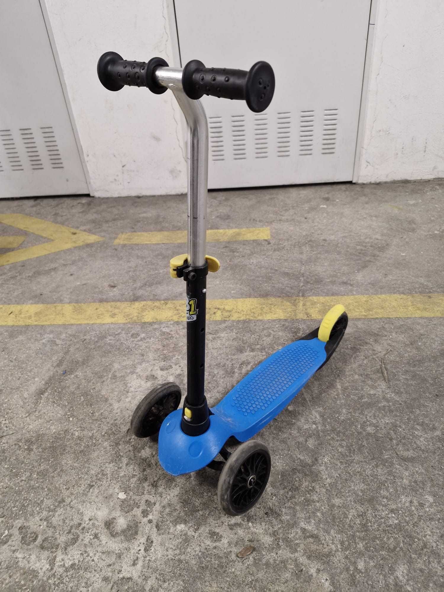 Triciclo Chicco pelicano e trotinete
