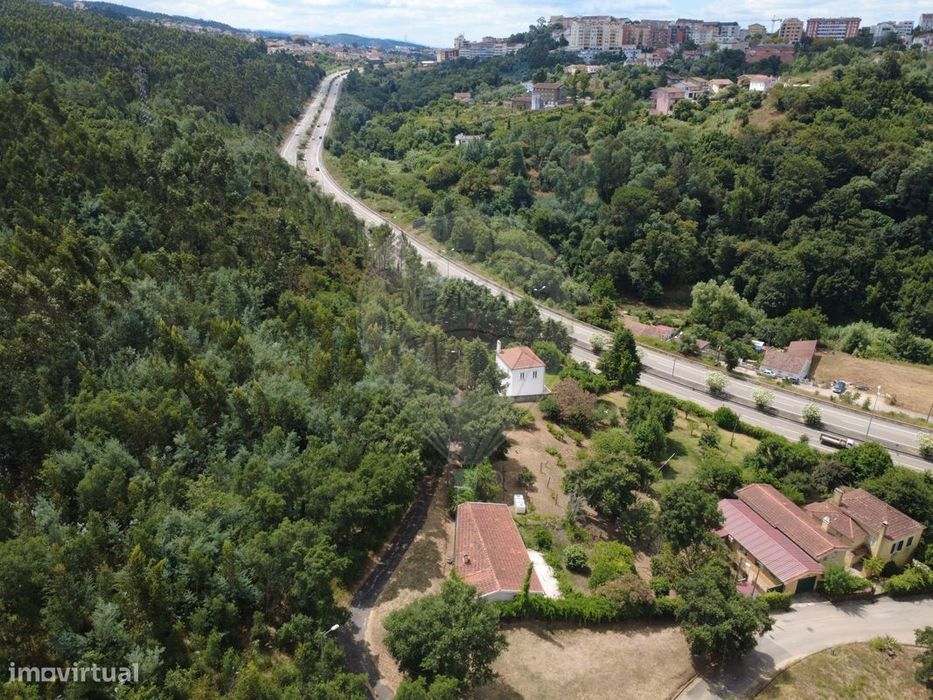 Moradia T6 para venda