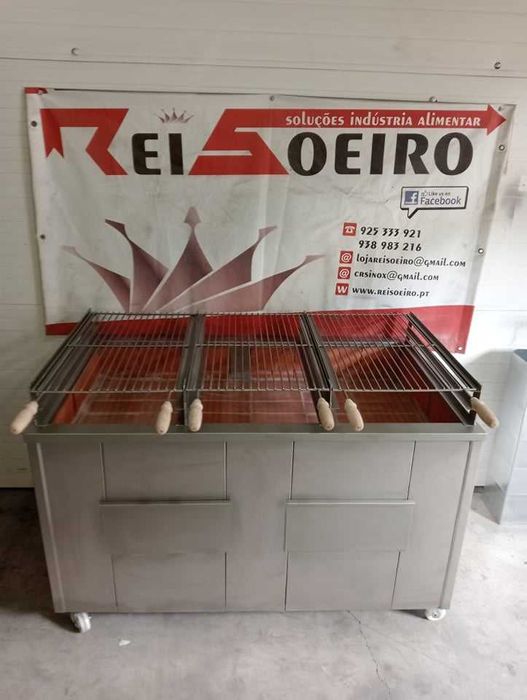 CHURRASQUEIRA INOX A CARVÃO (1500x900x950mm) - Valor c/ IVA
