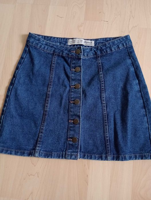 Spódnica jeansowa rozpinana Denim Co.