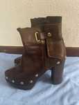 Botins Castanho Escuro Pele