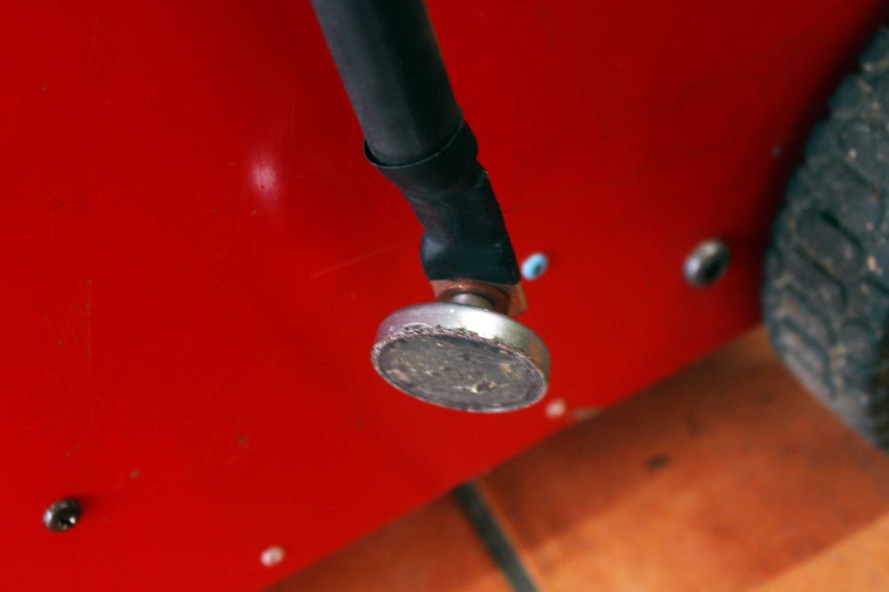 Tira mossas com carrinho