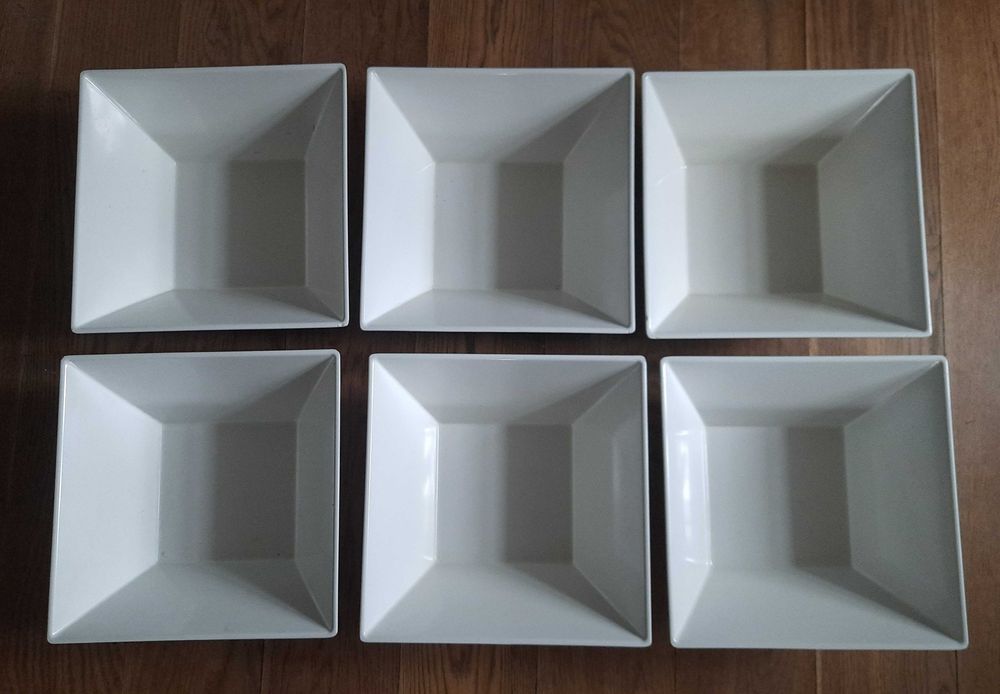 6 dużych misek, średnica 28 cm, wysokość 11,5 cm; salaterki