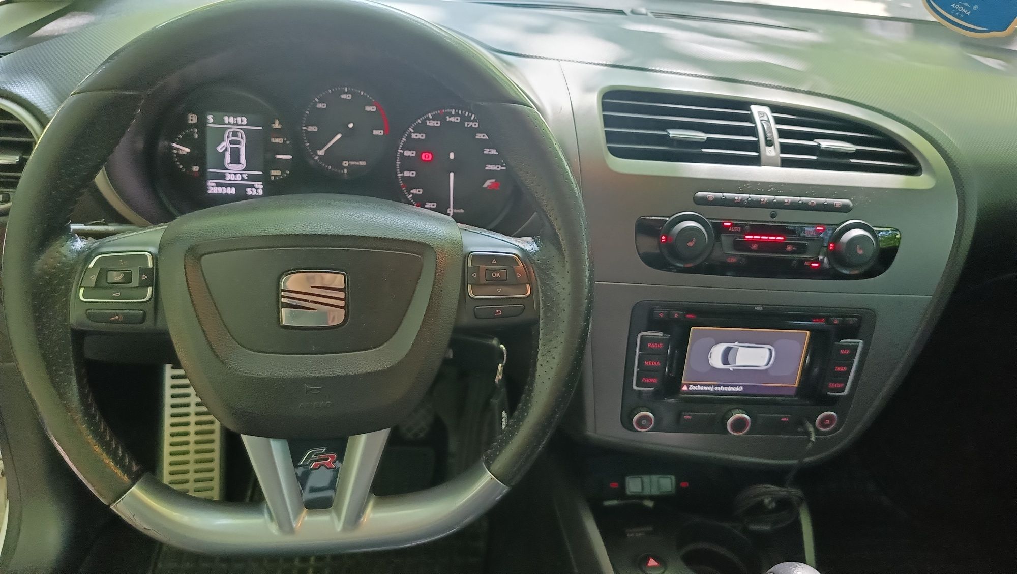 Seat Leon FR 2.0 TDI CR, skóry,navi 170km