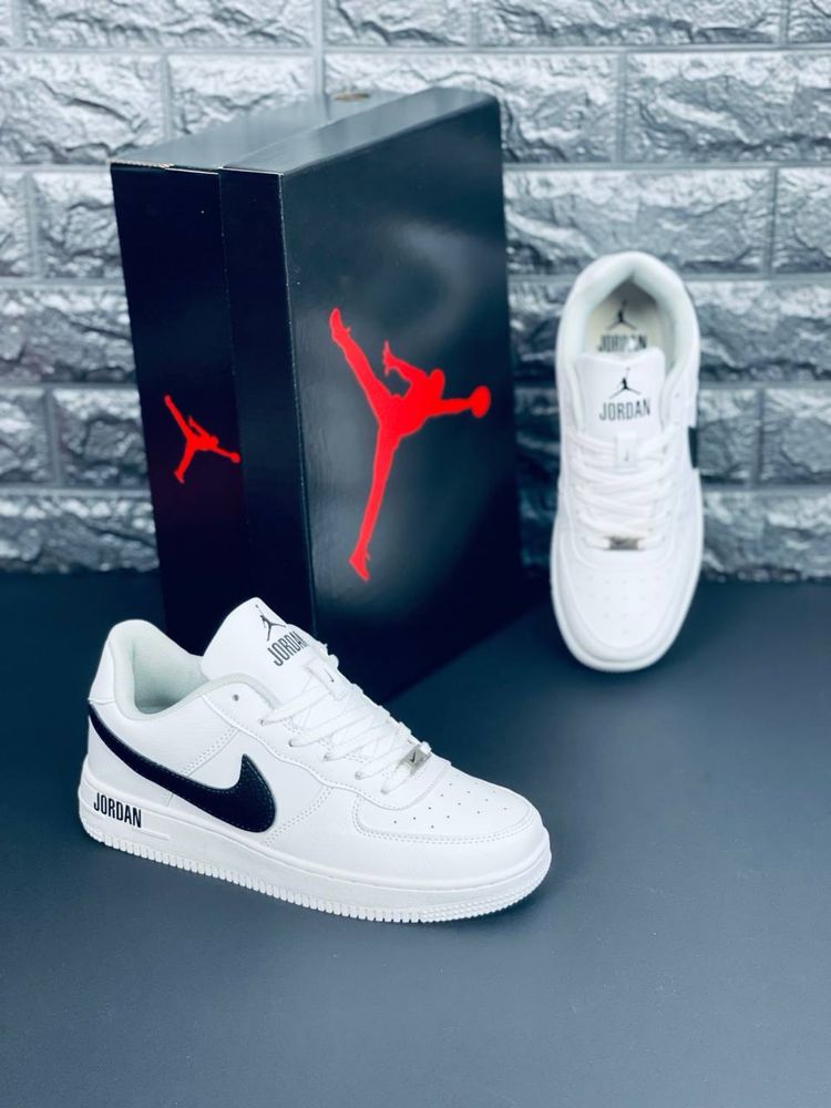 Кросівки Nike Air білі унісекс/ чоловічі/ жіночі