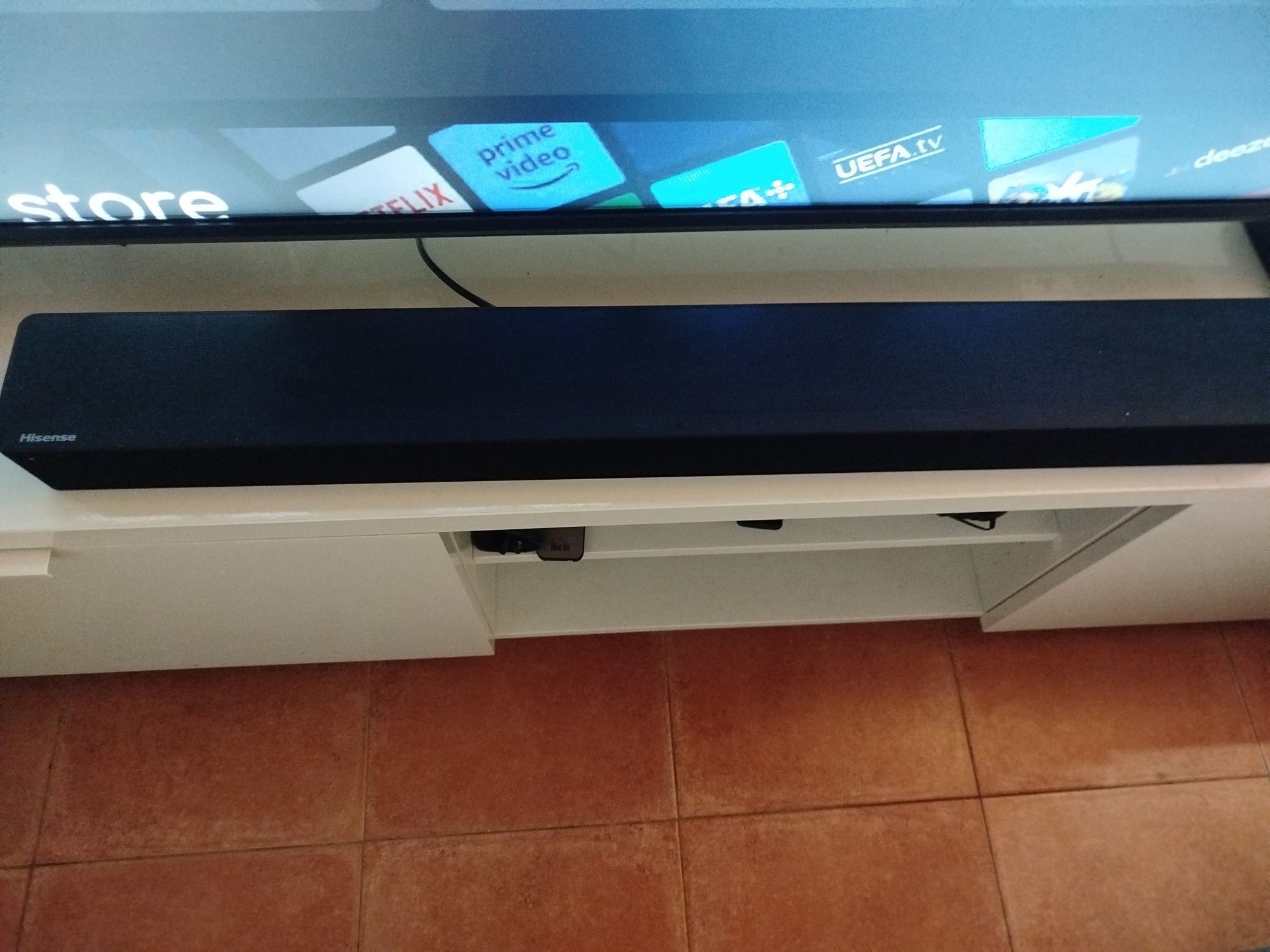 TV hissense e sistema de som