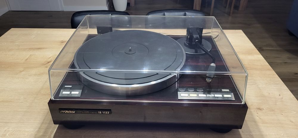 Gramofon Victor Ql y66f