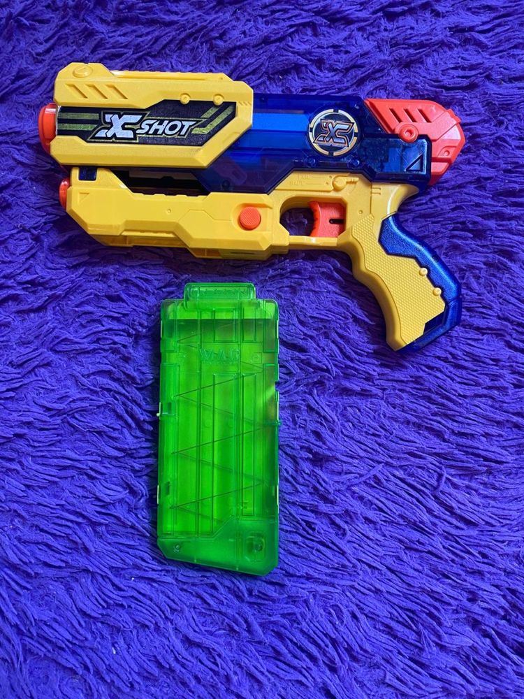 Іграшковий пістолет Nerf б/у