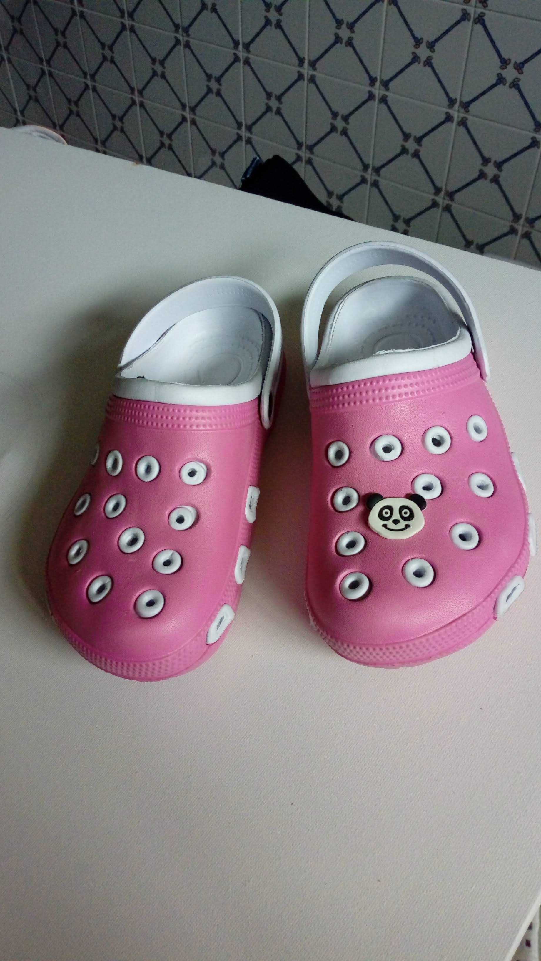 Crocs novas menina 34