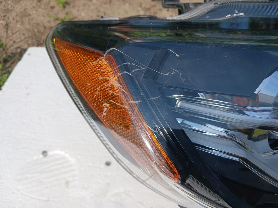 Nissan Rogue T32 2018r lampa prawa USA