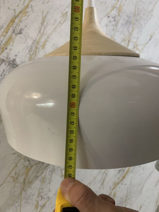 Lampa punktowa z regulacją długości