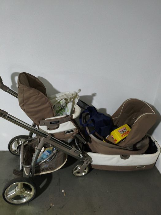 Vendo carrinho , alcofa e ovo com isofix