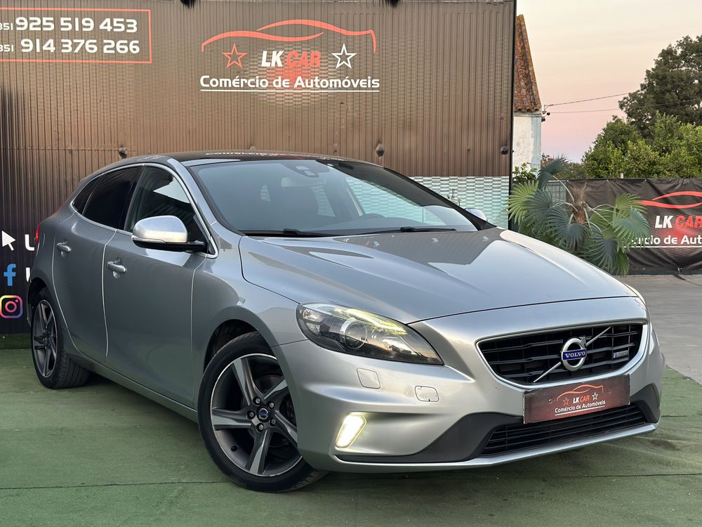 Volvo V40 1.6 D2 ‘ R-Design ‘  GARANTIA