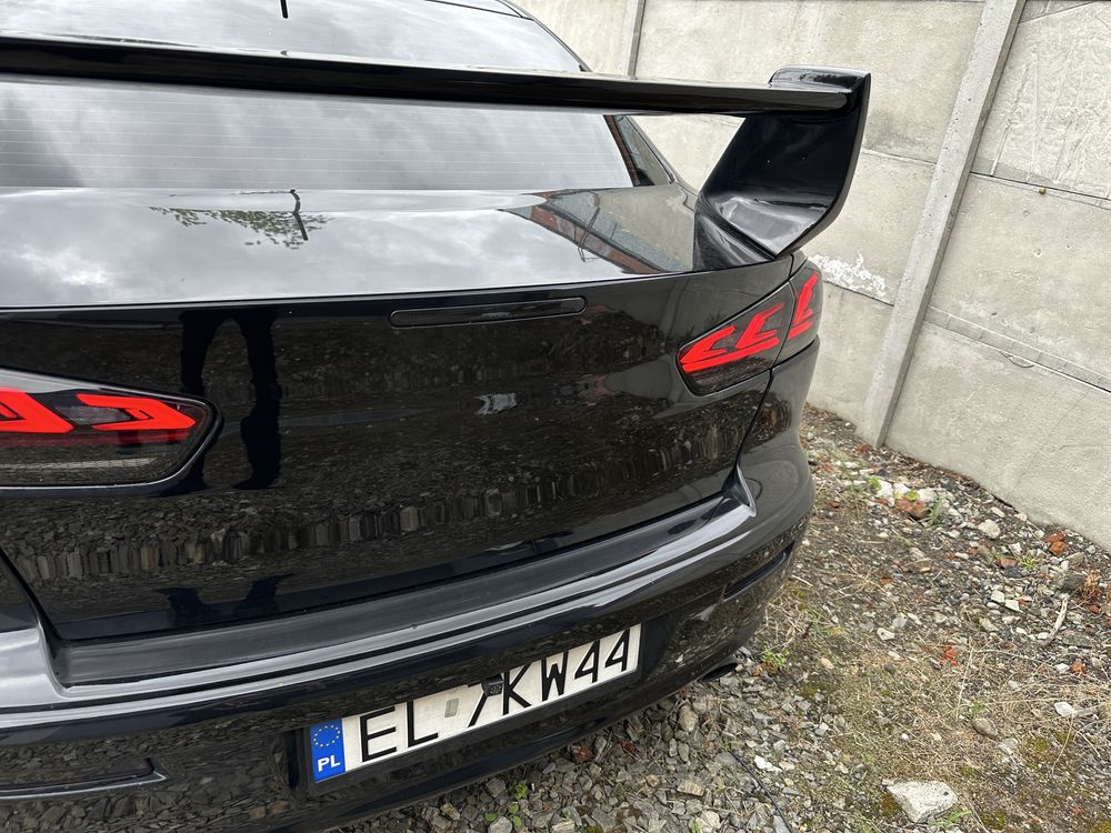 Mitsubishi Lancer 2012 oszczędny zrobiony na styl EVO przebieg 63771km