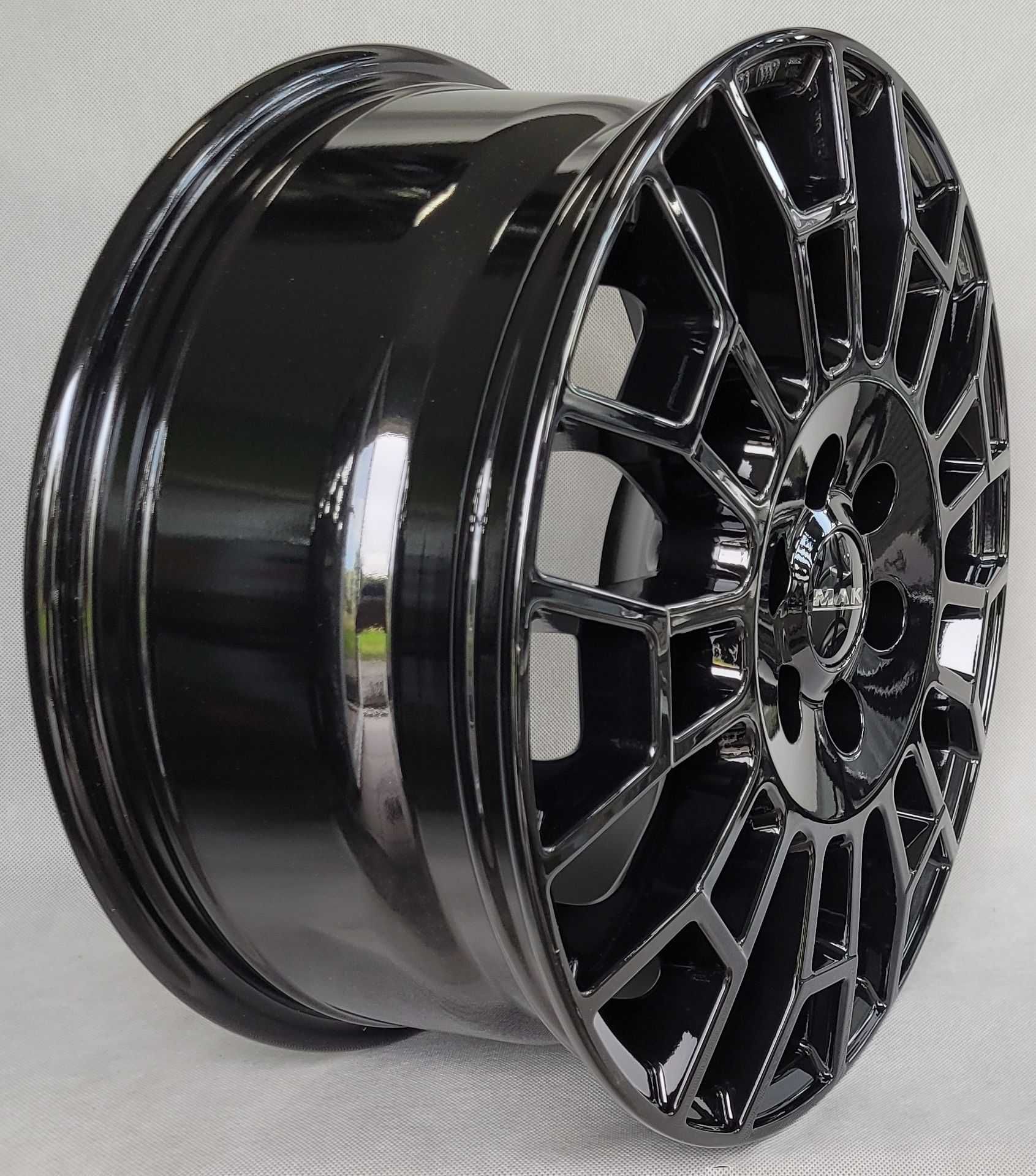 Felgi MAK 17 6x120 Ford Tourneo Custom Ford Transit Custom V710 NRN