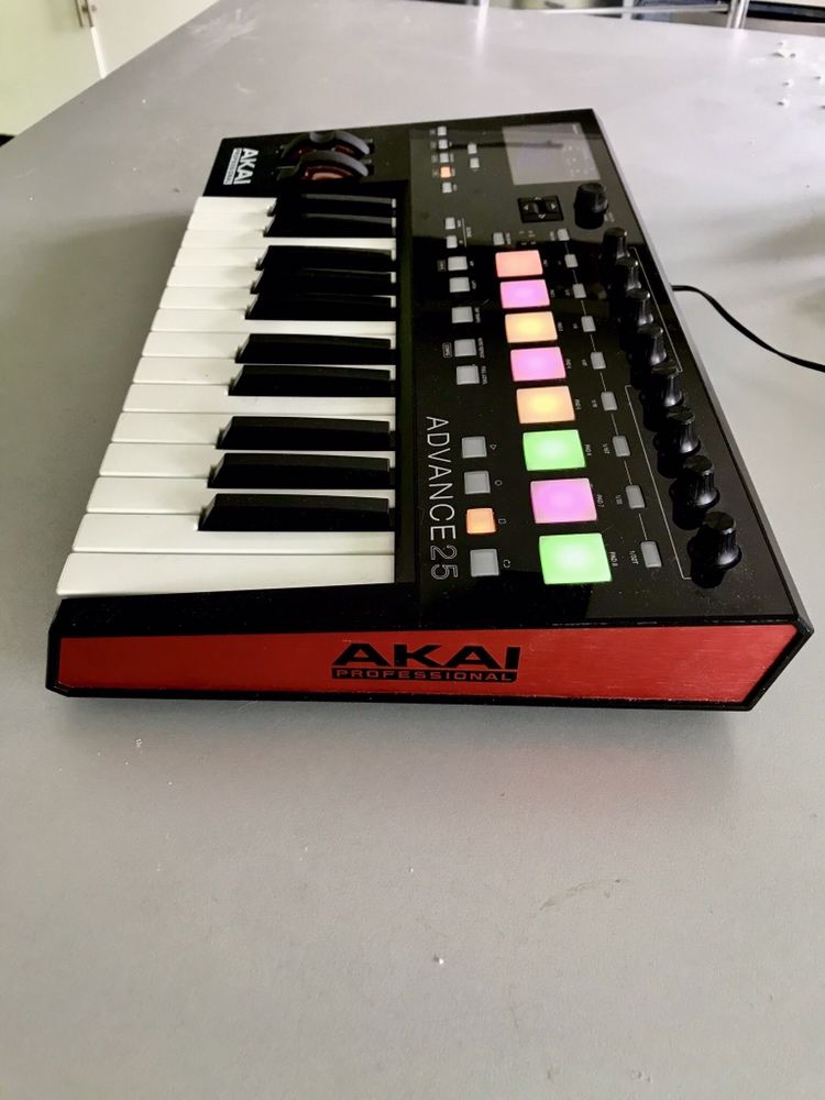 Akai Advance 25 Klawiatura sterująca