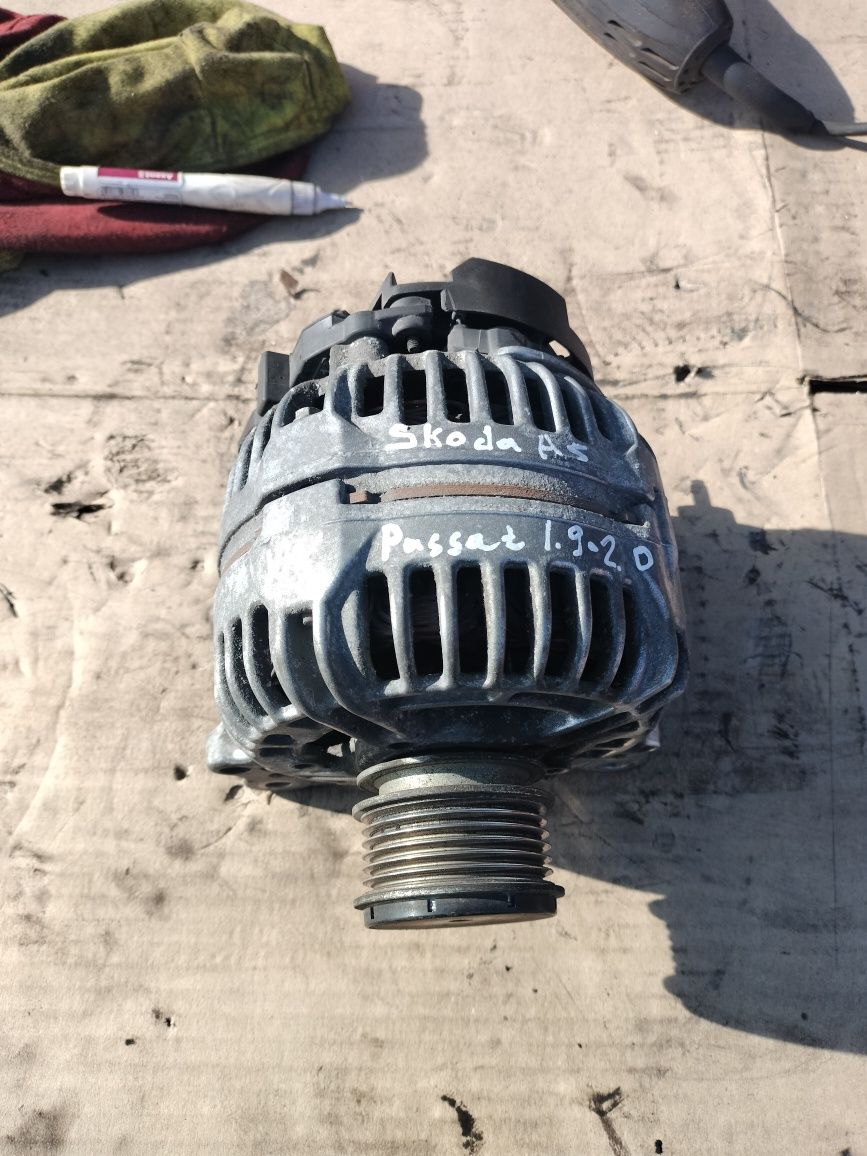 Генератор 06F903023F Bosch 140A Skoda A5, Passat B6 Golf 1.9 / 2.0 TDI