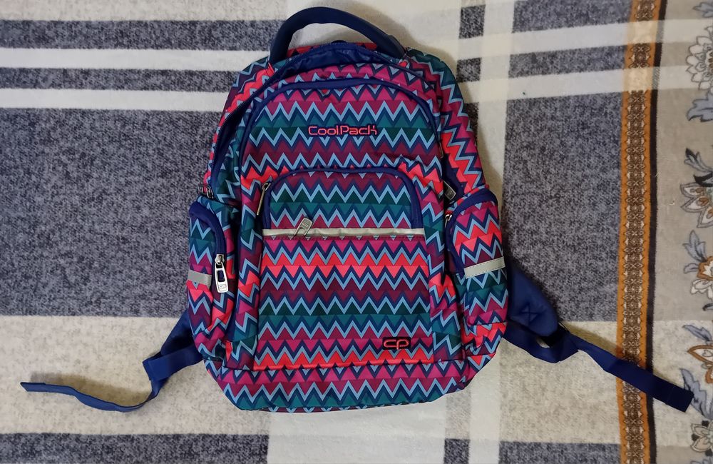 Plecak szkolny CoolPack wielokomorowy, 28 litrów