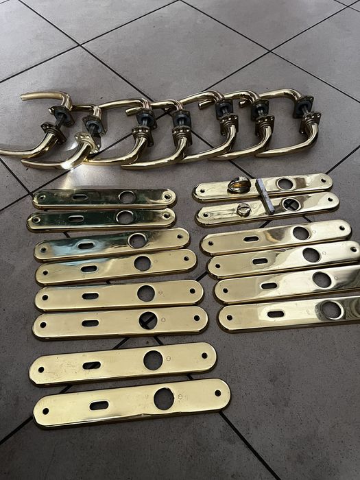 Mosiezne klamki ,okucia  drzwi