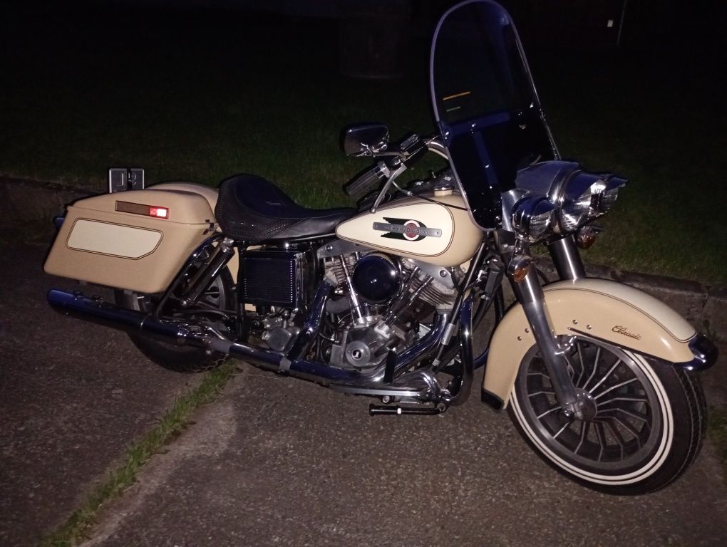 Harley Davidson model FLH