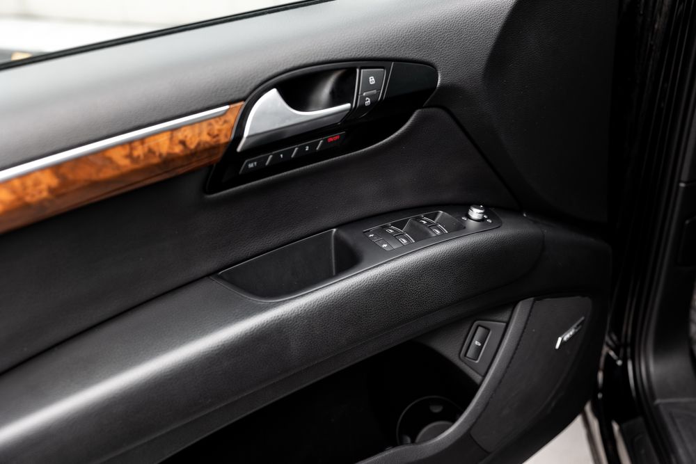 Продам Audi Q7 2013