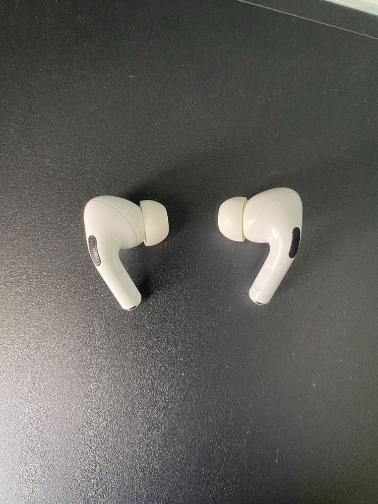 Навушники Air Pods Pro(першого покоління) +амбушури.Без кейсу