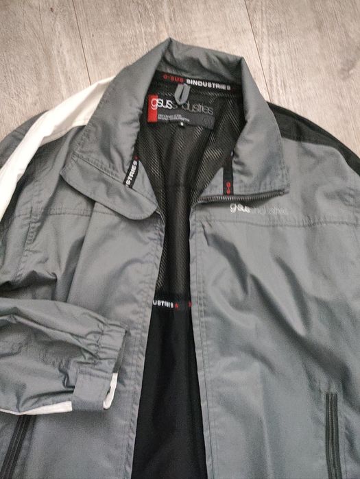 Duża męska kurtka przeciwdeszczowa 48 M GSUS