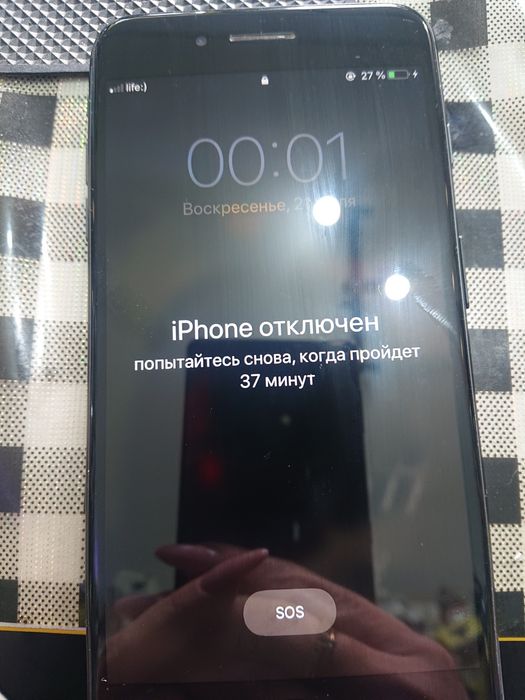iPhone 8 pluse на запчасти или востановление