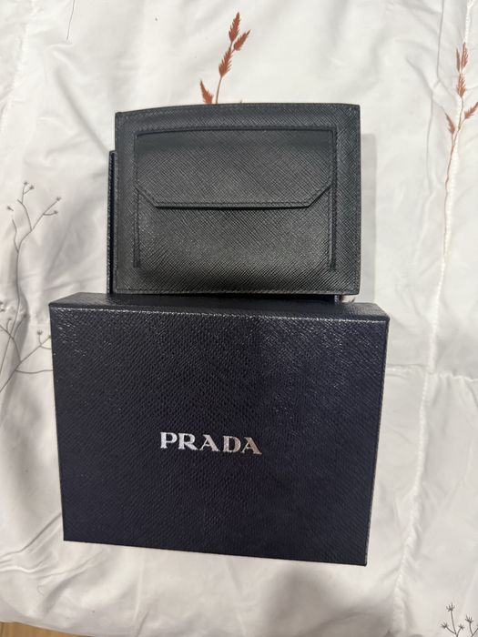 Carteira Prada linda
