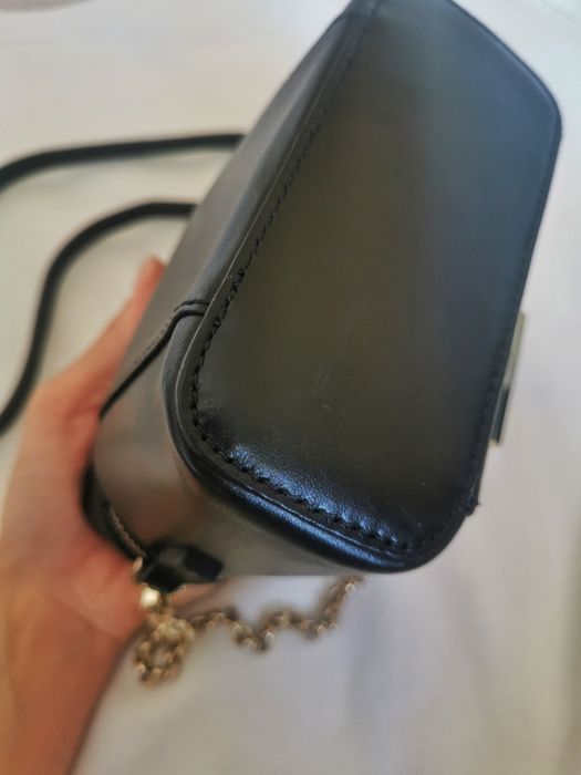 SALE Оригінал, шкіряна сумка бочонок від GUESS. Limited edition