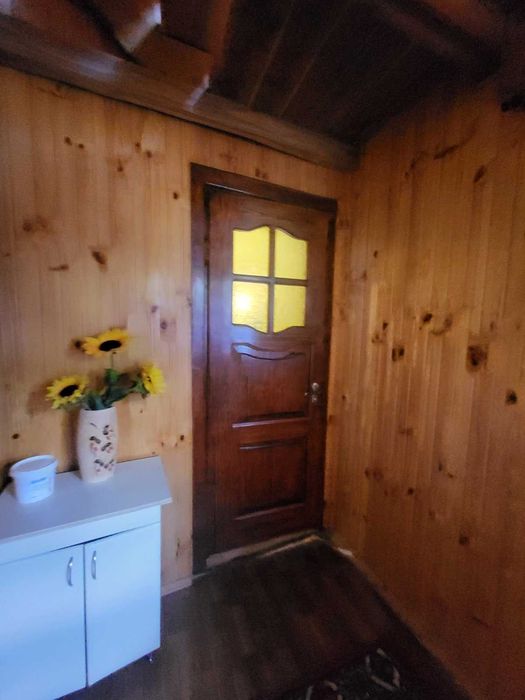 Продаж гарного будинку з земельною ділянкою в центрі Яремче!