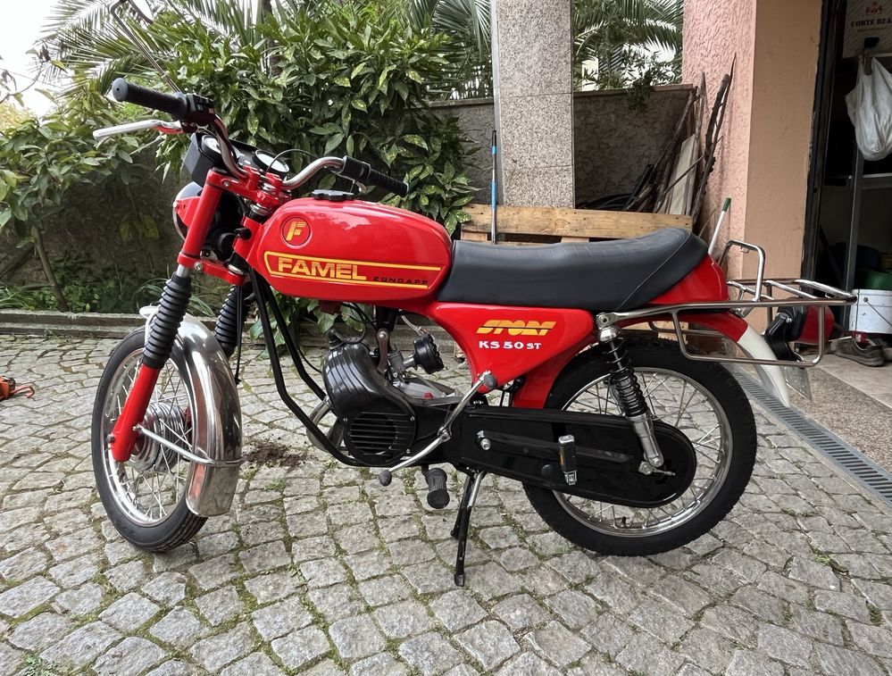 Famel zundapp ks50 sport completamente restaurada